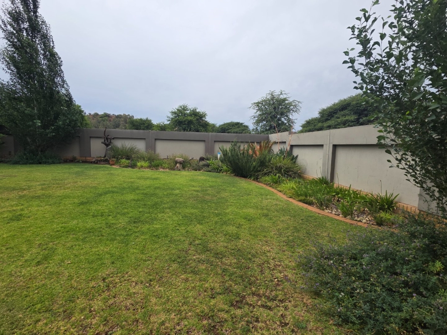 To Let 3 Bedroom Property for Rent in Wilkoppies North West